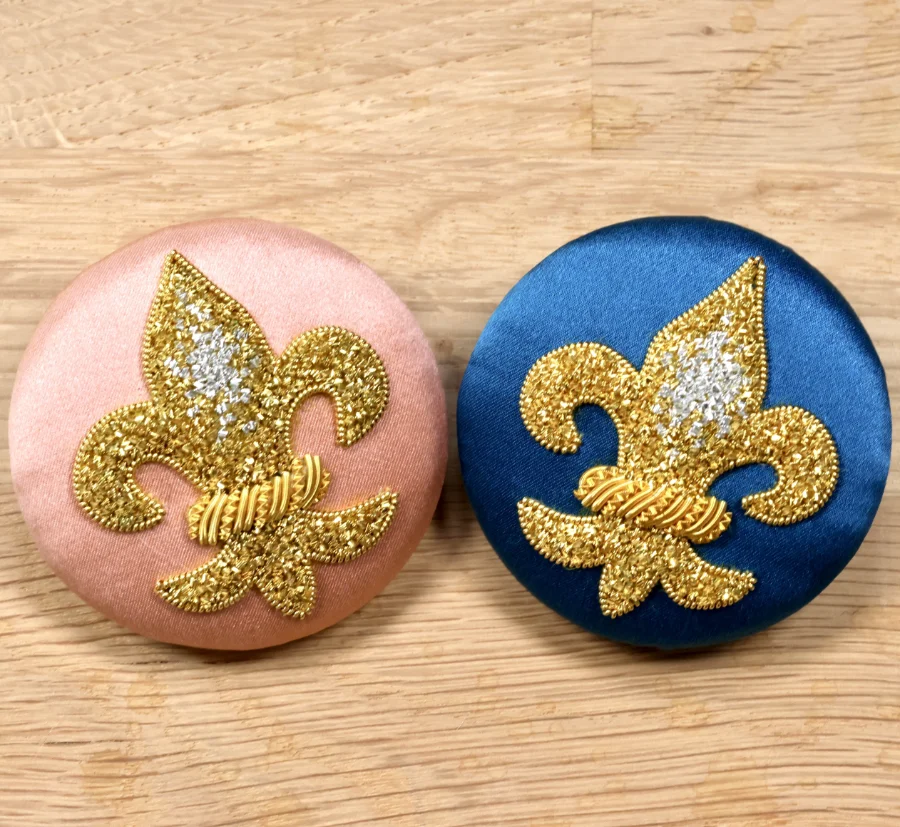 Fleur de Lys Brooch Class by embroidery artist Sarah de Rousset-Hall