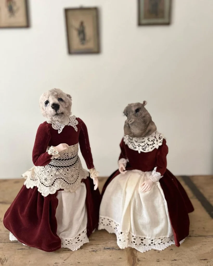 Cute animals in victorial outfits created by textile artists Ilaria Disfairy.