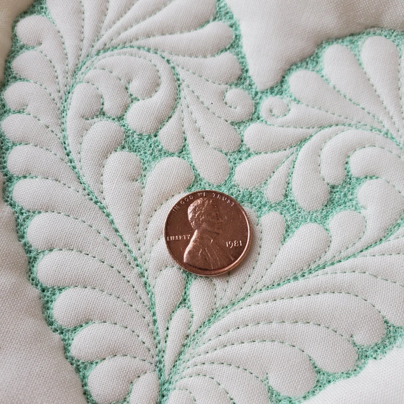 80WT Karen Miller FMQ Feather Detail