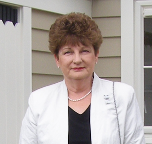 Lyn White, Patchwork Graduate