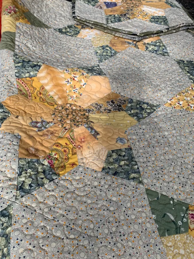 an example of scrap machine quilt making by carolyn forster