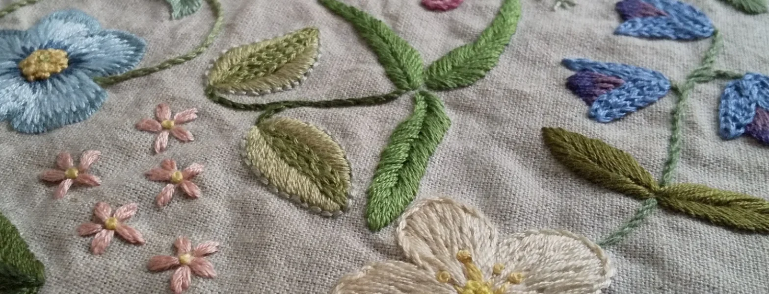 Noriko Livingstone's embroidery in bloom. An interview with the School of Stitched Textiles